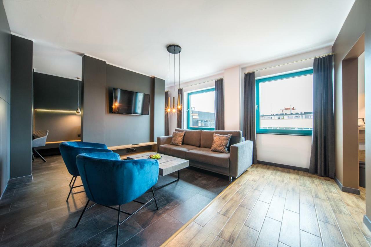 Black & White Apartments Κοστζαλίν Εξωτερικό φωτογραφία