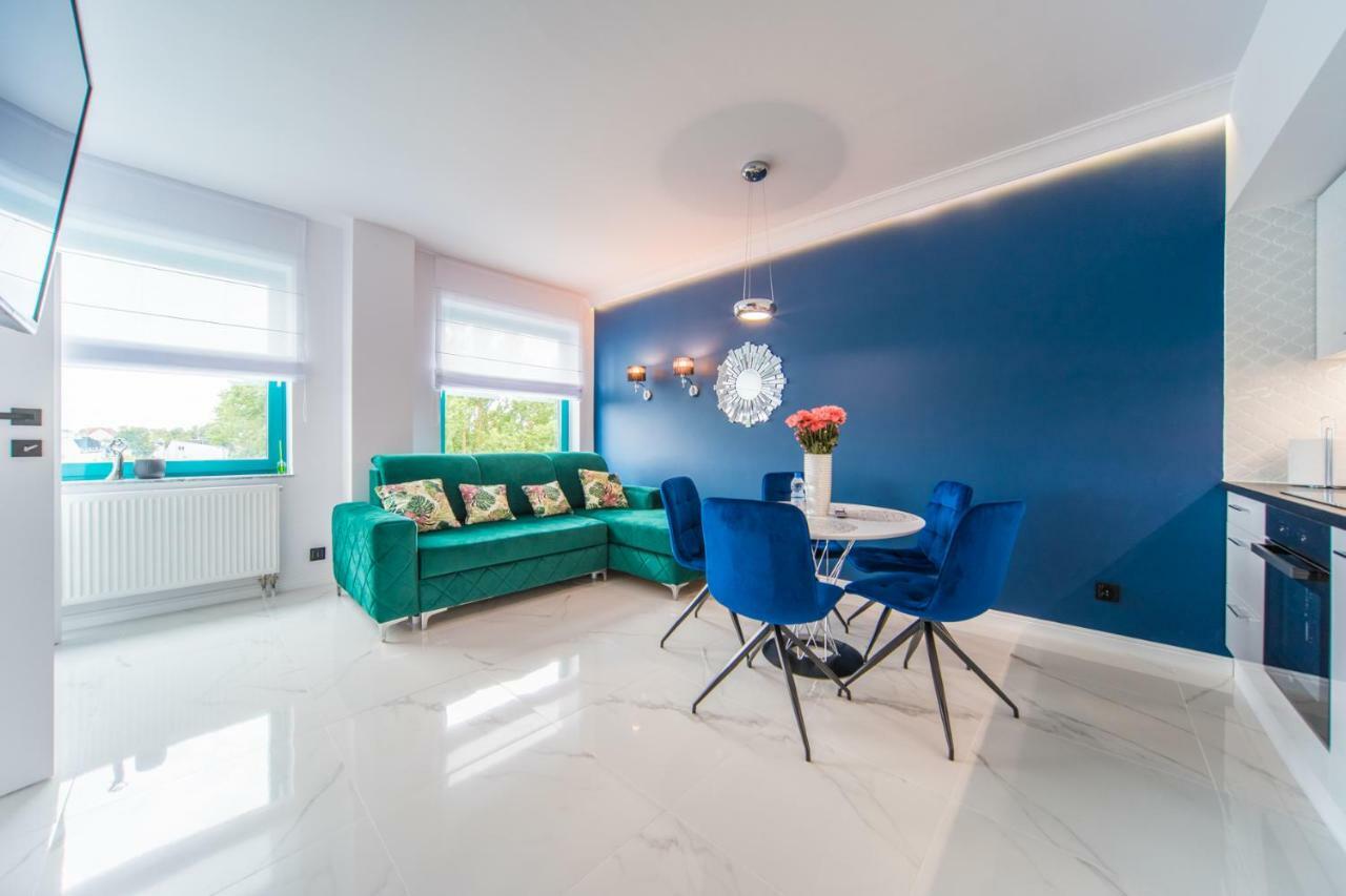 Black & White Apartments Κοστζαλίν Εξωτερικό φωτογραφία
