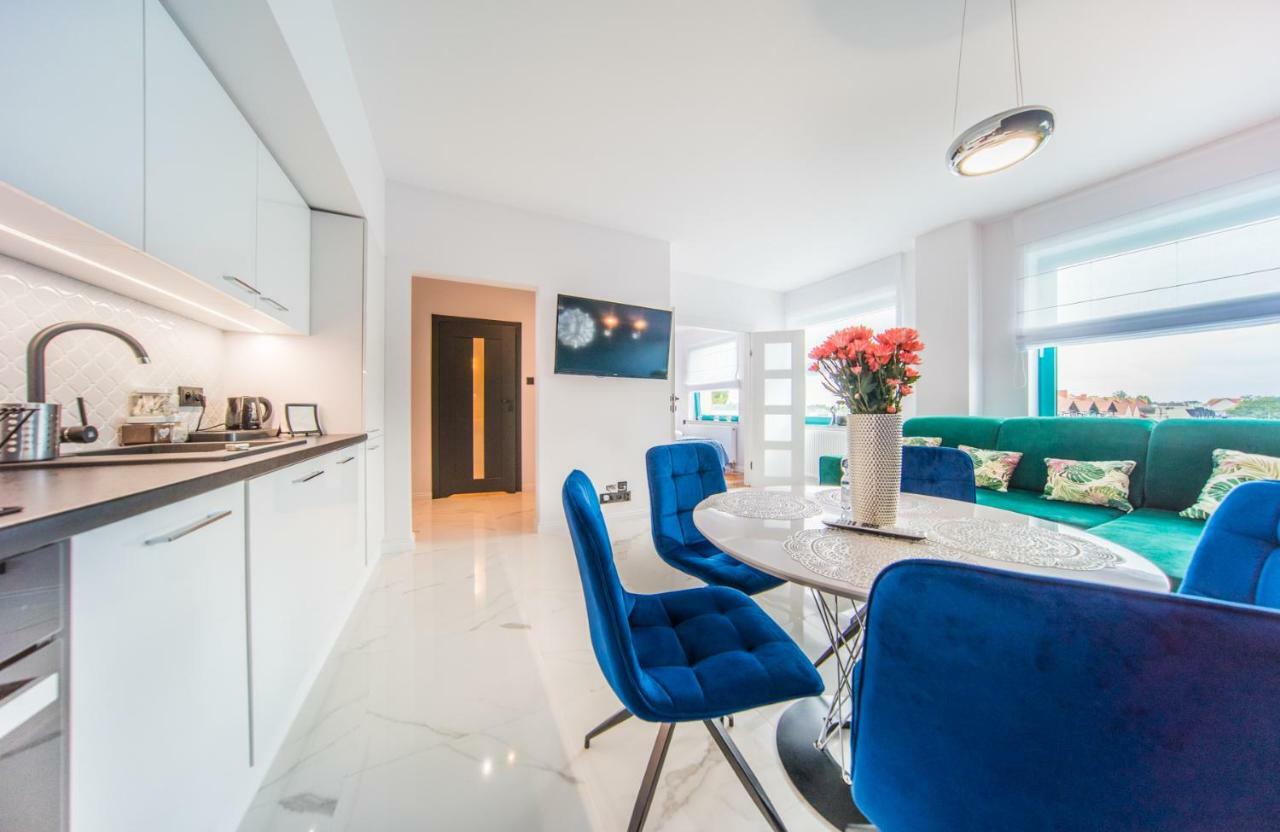 Black & White Apartments Κοστζαλίν Εξωτερικό φωτογραφία