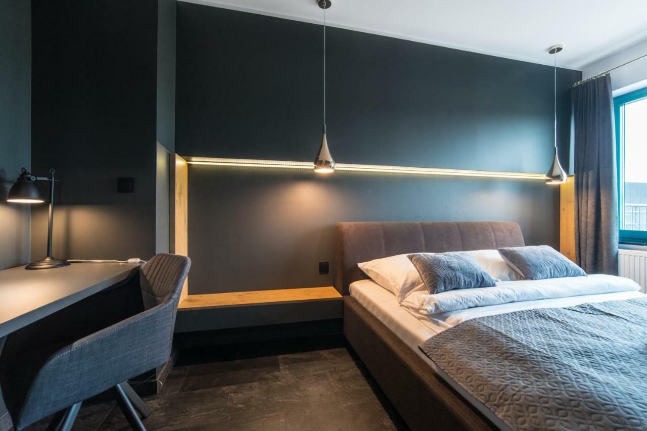 Black & White Apartments Κοστζαλίν Εξωτερικό φωτογραφία