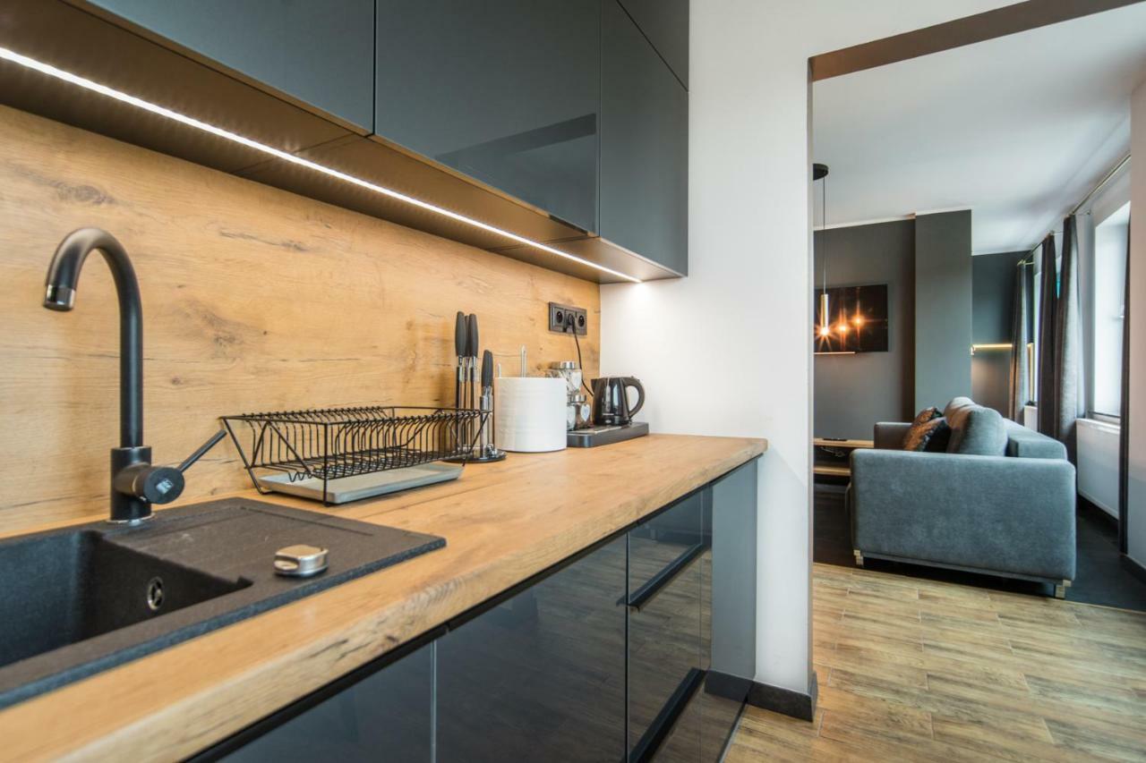 Black & White Apartments Κοστζαλίν Εξωτερικό φωτογραφία
