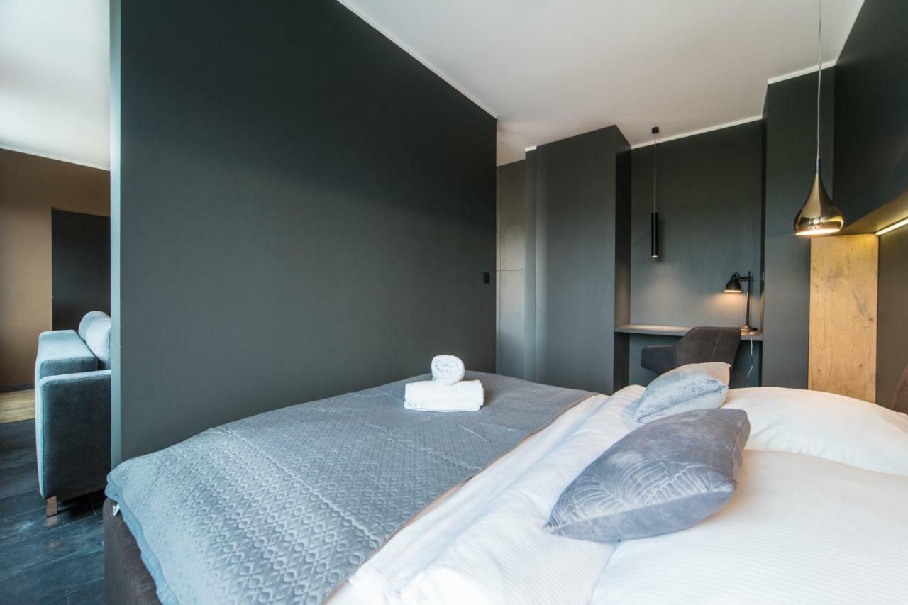 Black & White Apartments Κοστζαλίν Εξωτερικό φωτογραφία