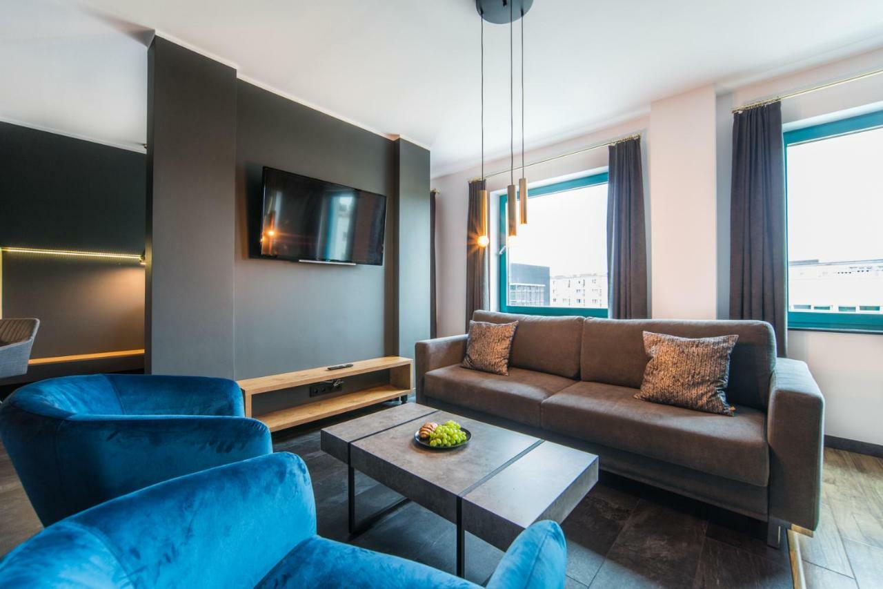 Black & White Apartments Κοστζαλίν Εξωτερικό φωτογραφία