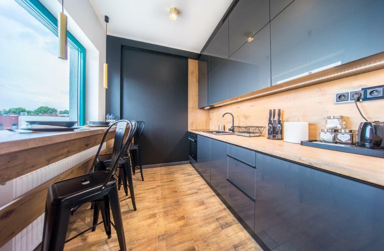 Black & White Apartments Κοστζαλίν Εξωτερικό φωτογραφία