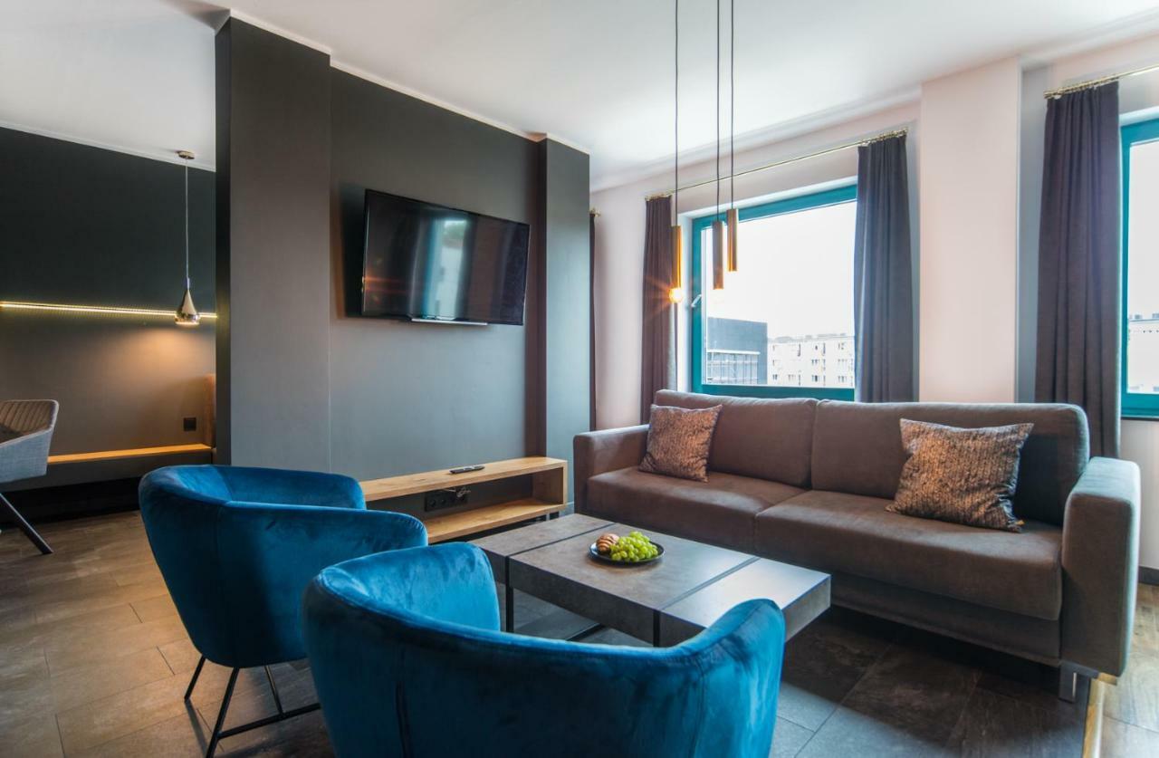 Black & White Apartments Κοστζαλίν Εξωτερικό φωτογραφία