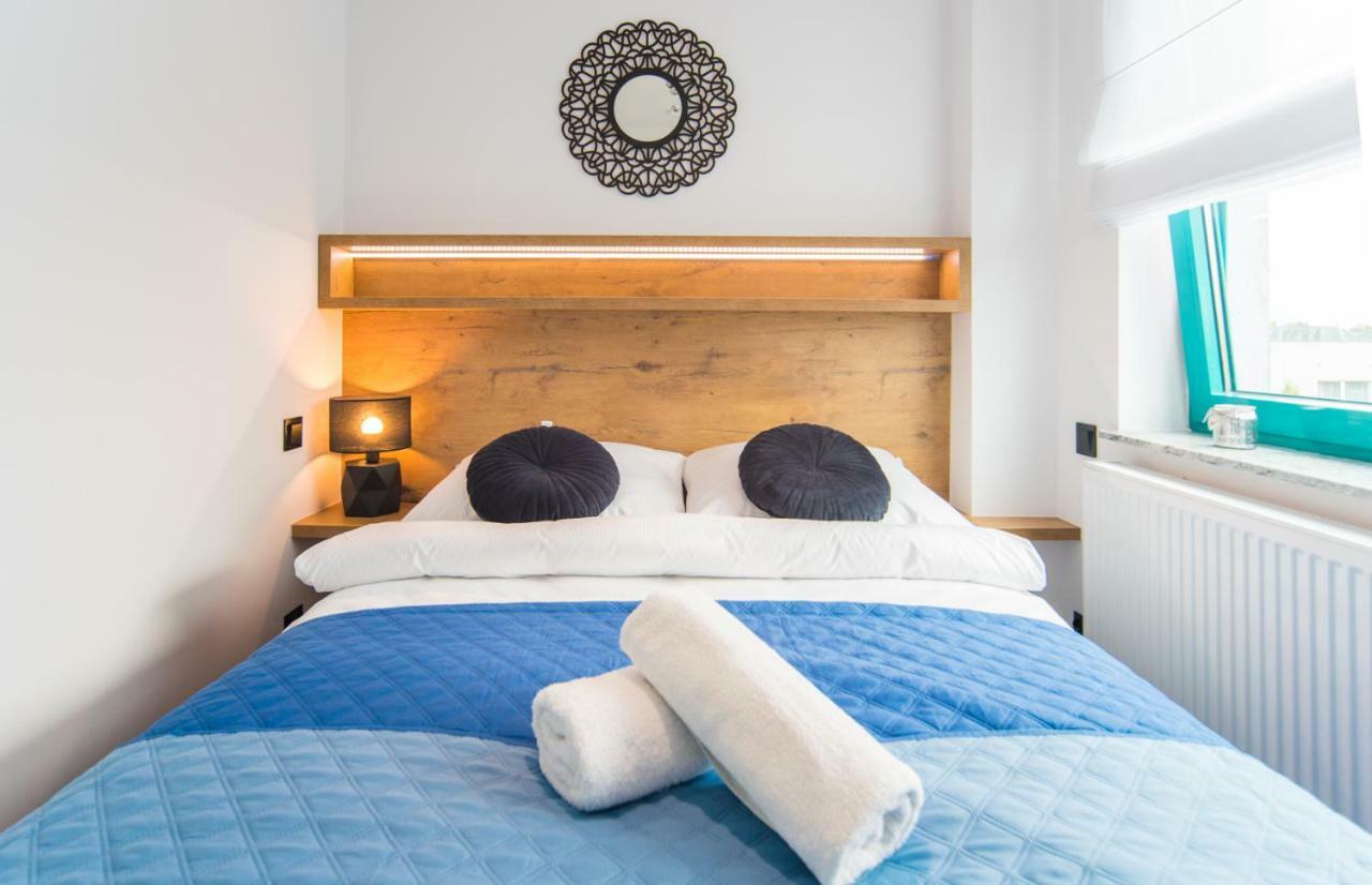 Black & White Apartments Κοστζαλίν Εξωτερικό φωτογραφία