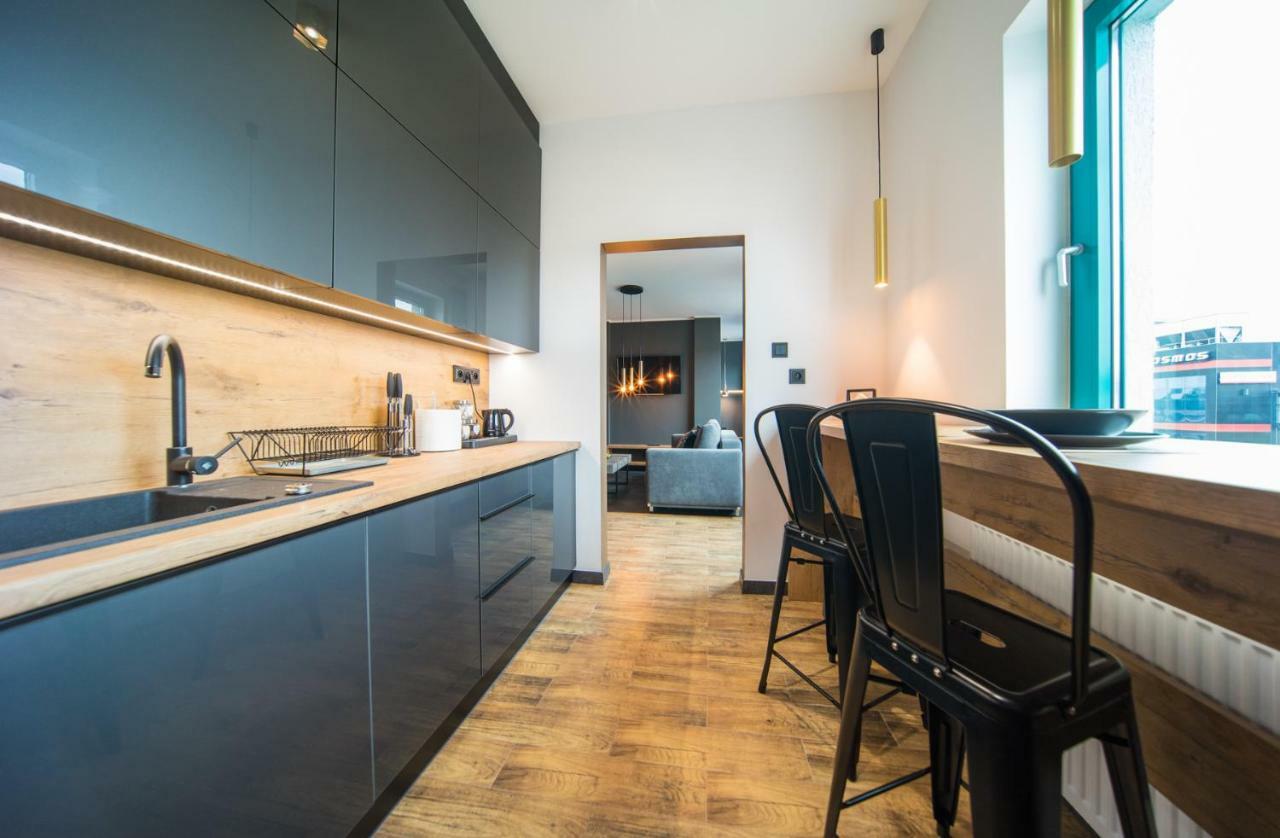 Black & White Apartments Κοστζαλίν Εξωτερικό φωτογραφία