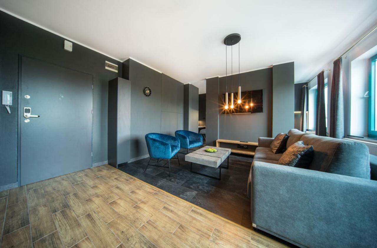 Black & White Apartments Κοστζαλίν Εξωτερικό φωτογραφία
